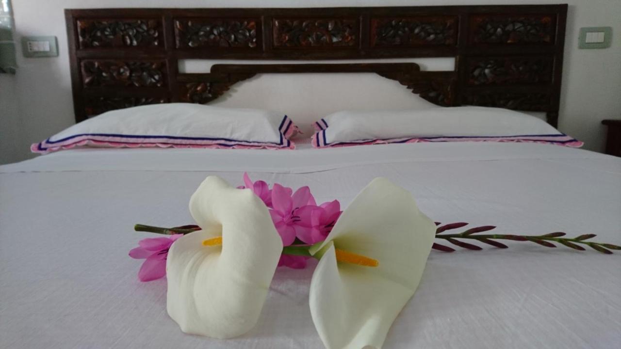 Lauricella Bed And Breakfast リーパリ 部屋 写真