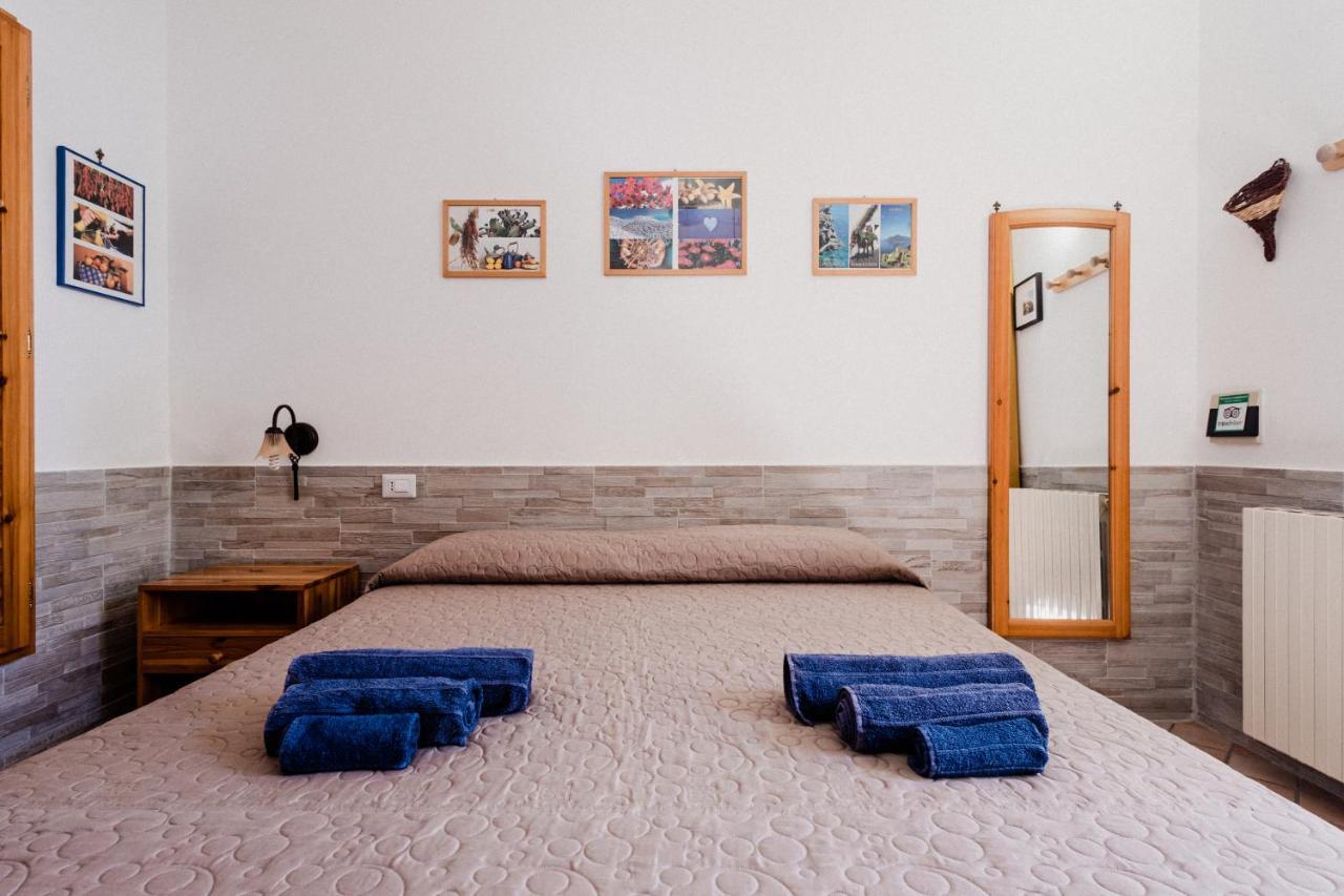 Lauricella Bed And Breakfast リーパリ エクステリア 写真